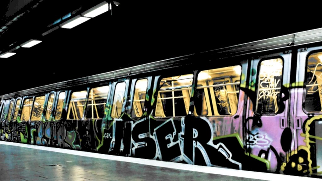 graffiti_on_the_metro